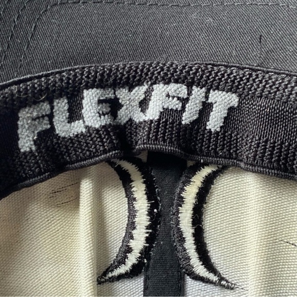 Hurley Hat Size Large-X-Large Distressed Black Flex fit - Picture 11 of 11